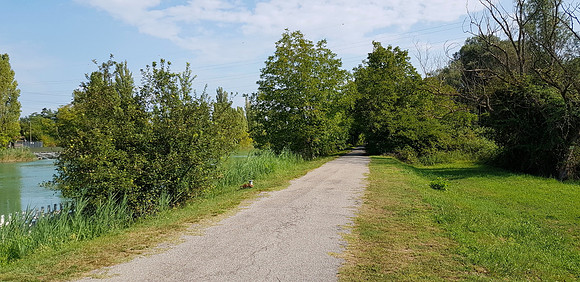 Mincio Riverside path