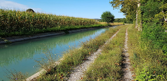 Side channel Mincio River