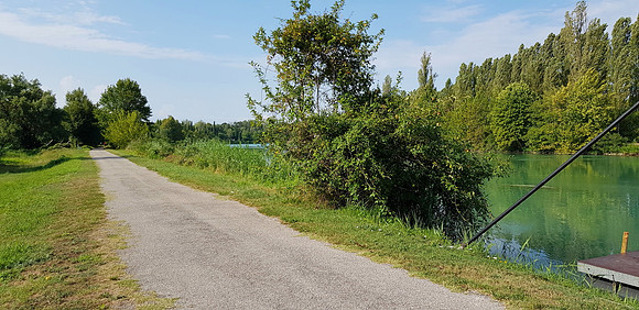 Mincio Riverside path
