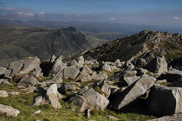 Great Slab and Langdale Pikes from Bowfell