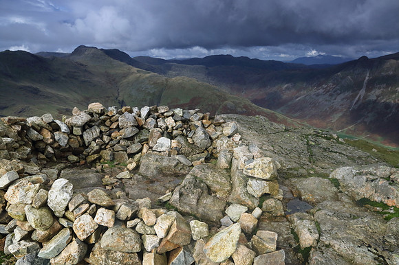 Pike O'Blisco summit shelter (north summit)